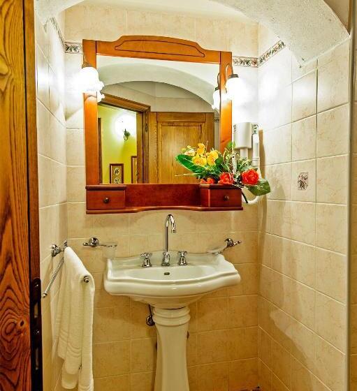 디럭스 룸, Agriturismo Colle Di Mezzo