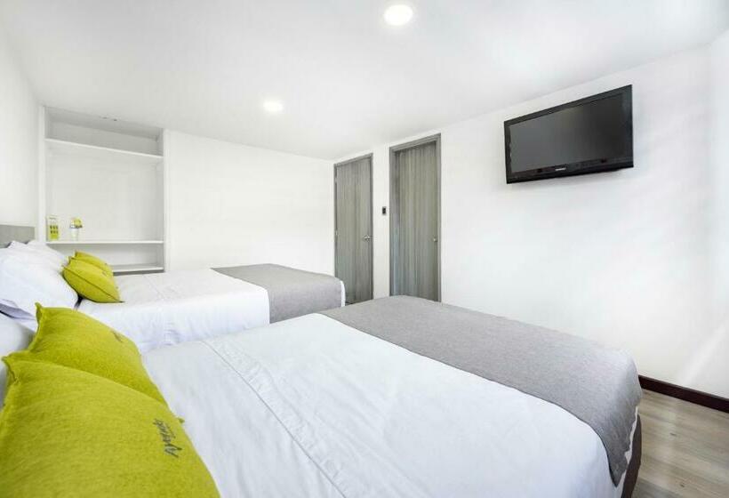 Номер Стандарт Трехместный, Ayenda 1024 Agora Inn