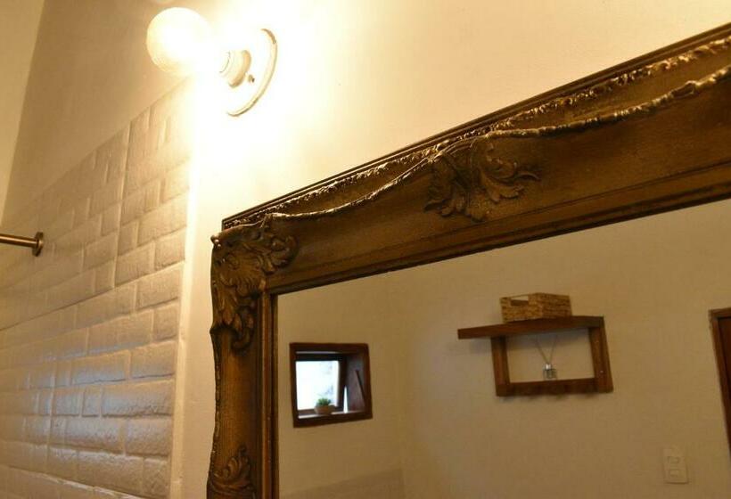 خانه 4 خوابه, Casa Isabelita