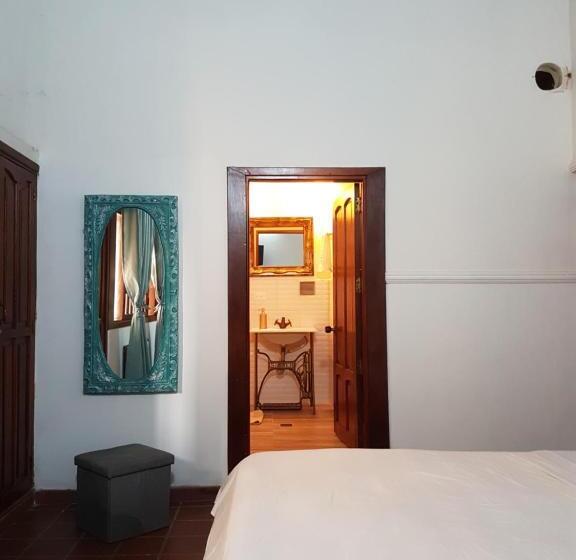 اتاق لوکس, Casa Isabelita