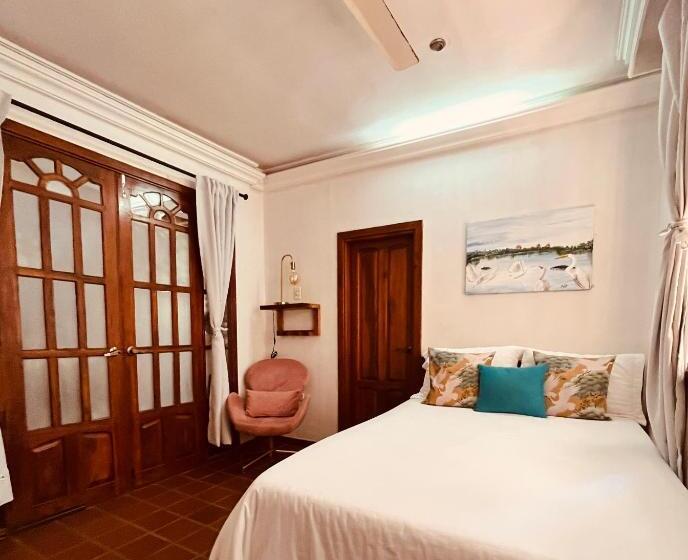 اتاق استاندارد, Casa Isabelita