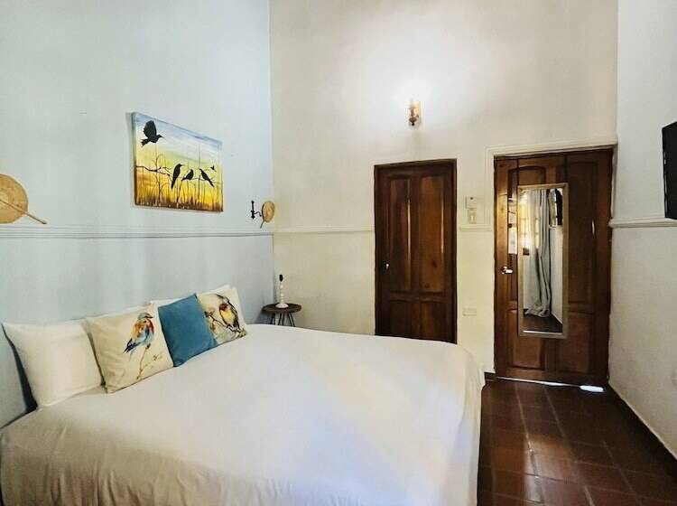 اتاق لوکس, Casa Isabelita