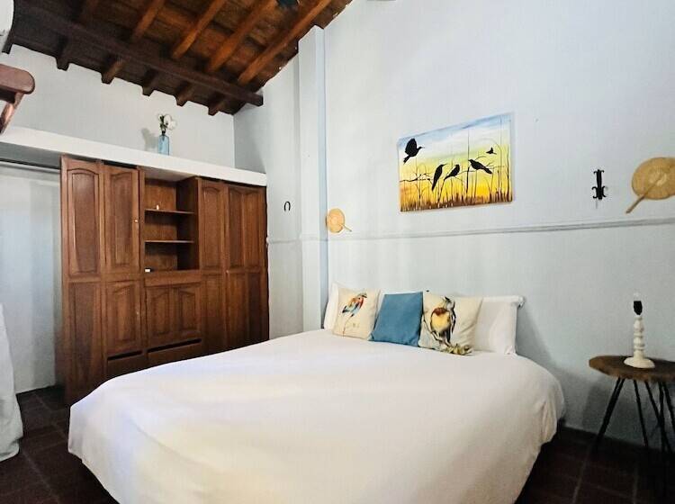 اتاق لوکس, Casa Isabelita