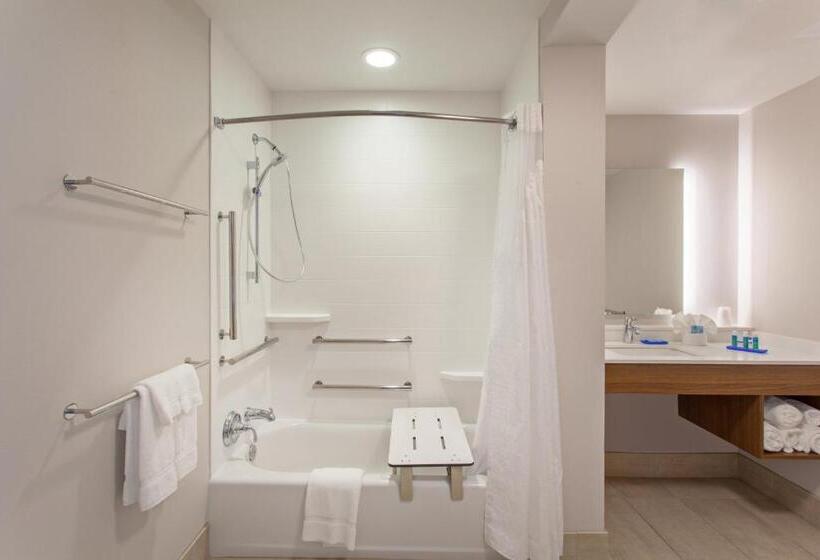 Люкс Адаптированный для Инвалидов, Holiday Inn Express & Suites   Brigham City   North Utah, An Ihg