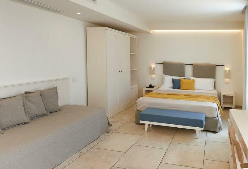 Трехместный Номер Комфорт, Relais Masseria Le Cesine   Cdshotels