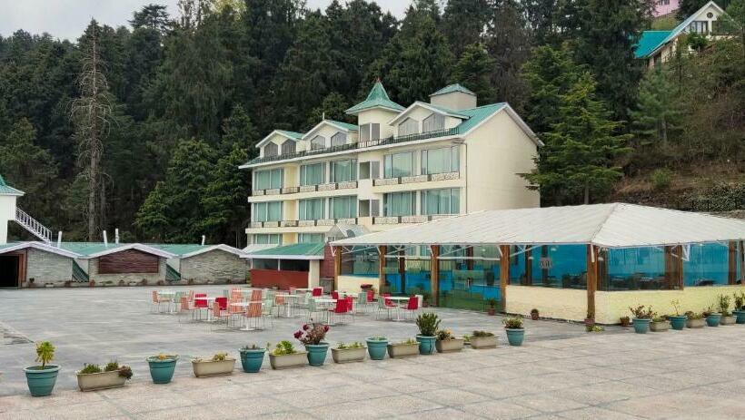 디럭스 룸, Royal Tulip Shimla  Kufri