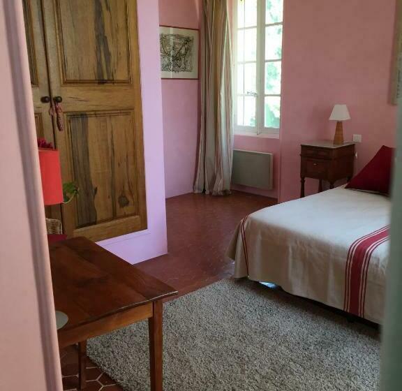 Номер Стандарт, Domaine La Carraire