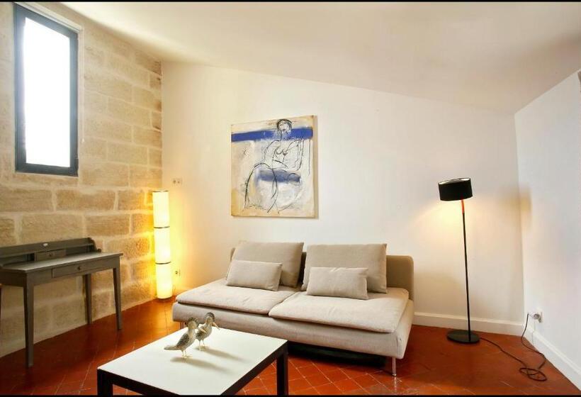 سوییت, La Maison Rouge D Uzes B&b