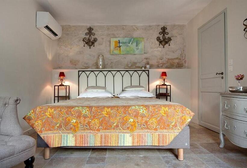 Классический Номер, La Maison Des Augustins B&b, Spa Et Fitness