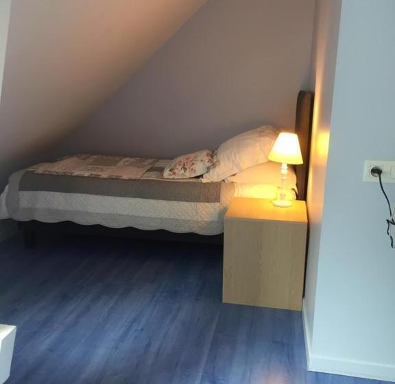 Номер Стандарт Трехместный, Chambres D'hôtes Coteaux Sud