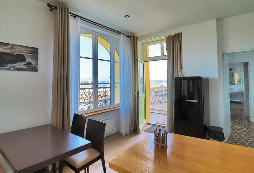 Люкс Вид на Море, Grand Hôtel De Bretagne