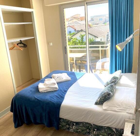 Номер Стандарт с Балконом, Hôtel Le Plaisance