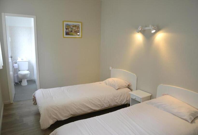 Номер Стандарт, Hôtel Des Arceaux
