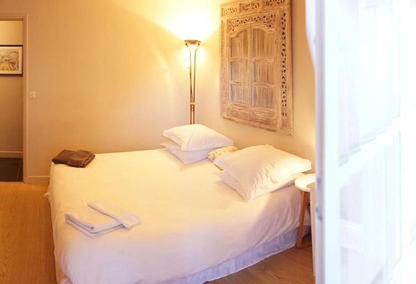 سوییت خانوادگی, Chambre D'hôtes Etchebri