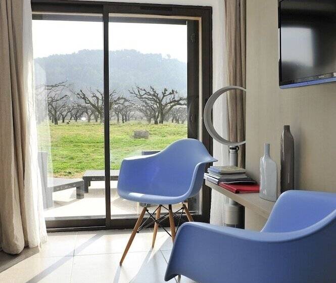 اتاق استاندارد, Le Jour Et La Nuit  Maison D Hôtes