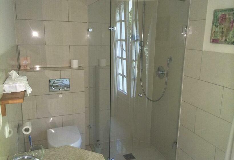 스탠다드 룸 풀장 전망, Villa La Begude   Boutique Luxury B&b