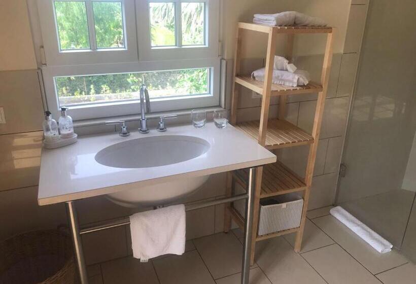 غرفة سوبيريور مطلة على حمام السباحة, Villa La Begude   Boutique Luxury B&b