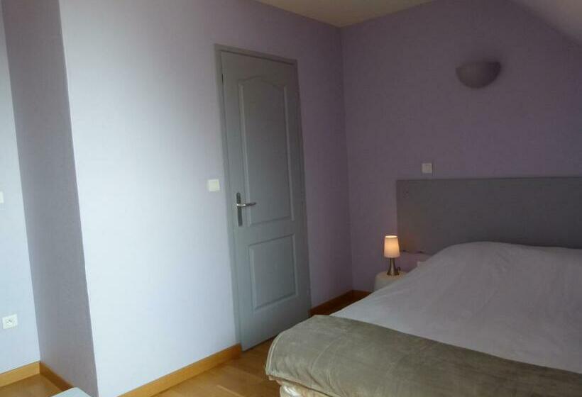Номер Стандарт, Hôtel Victor