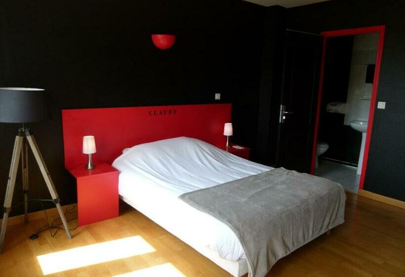 اتاق استاندارد سه نفره, Hôtel Victor