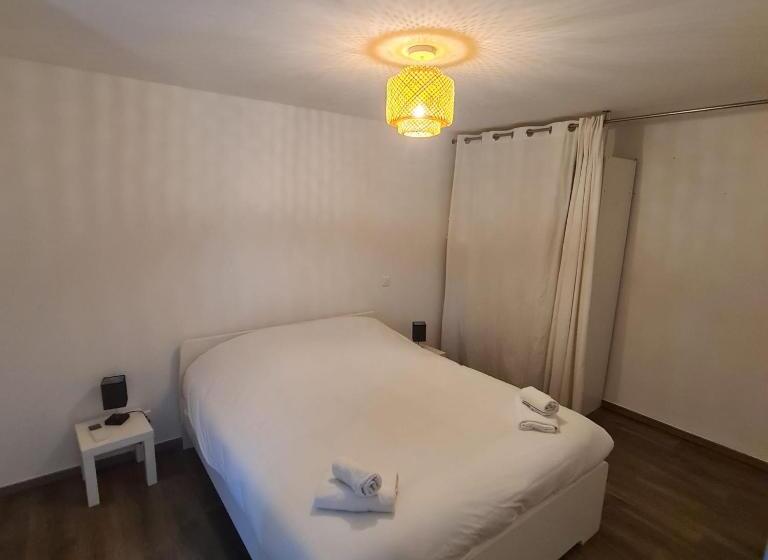 Апартаменты 2 Спальни, Le Relais De La Calèche