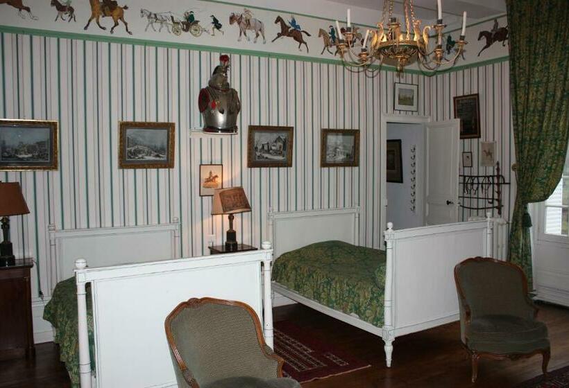 Номер Стандарт, Château De La Chabroulie