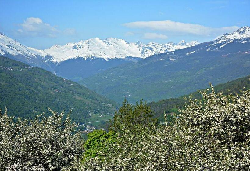Четырехместный Номер Стандарт, Gite Auberge De Montvilliers