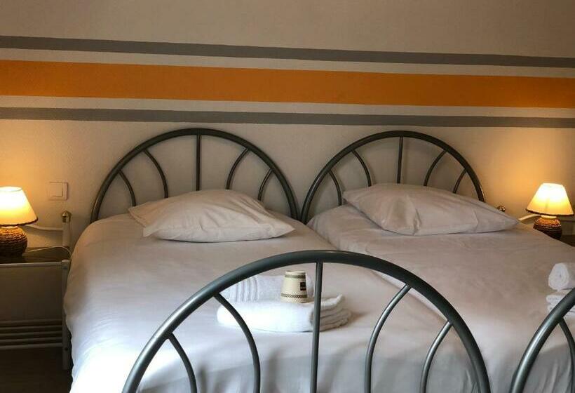 Номер Стандарт Трехместный, Enzo Hotels Neufchâteau By Kyriad Direct