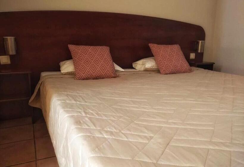 Номер Стандарт, Tempo Hôtel