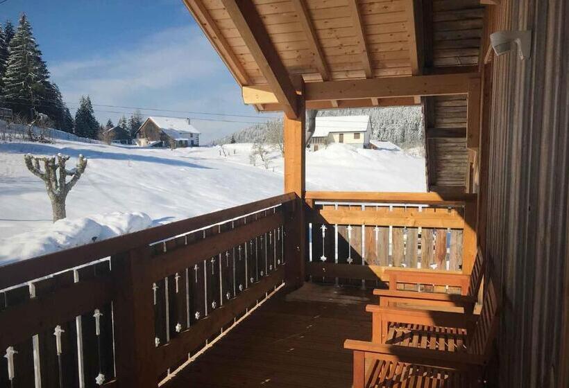 سوئیت جونیور با تخت بزرگ, Auberge De La Poulcière