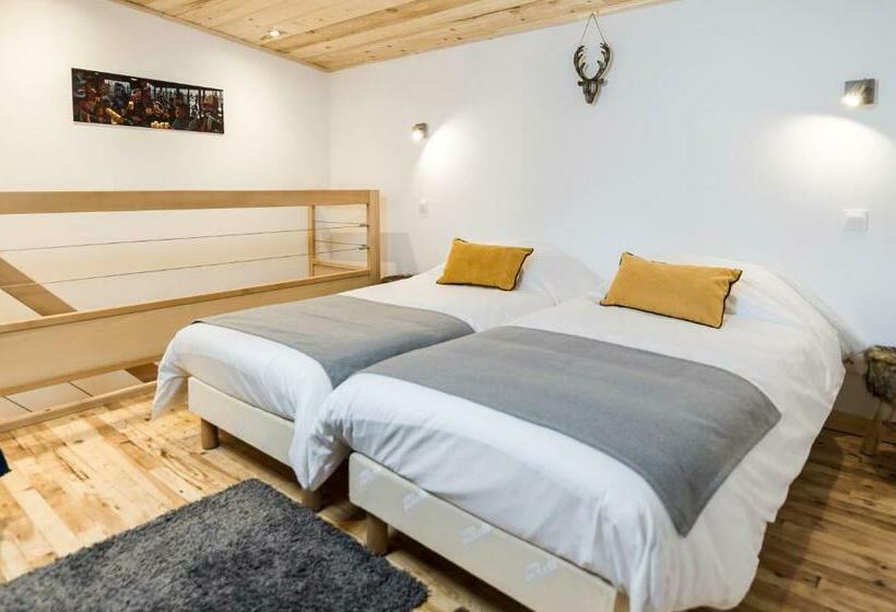 اتاق استاندارد چهار تخته, Chamois Lodge