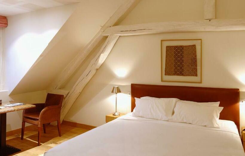 Quarto Estandar, Au Vieux Moulin