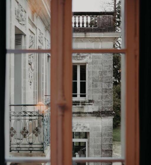 جناح, Hôtel Château La Chèze   Bordeaux Floirac