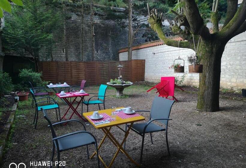 اتاق استاندارد, Hôtel Le Memphis