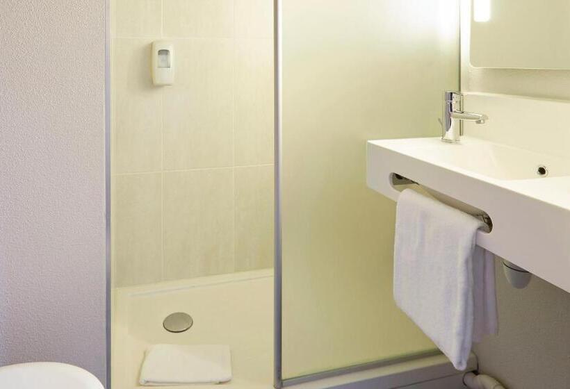 标准三人间, B&b Hotel Lille Roubaix Campus Gare