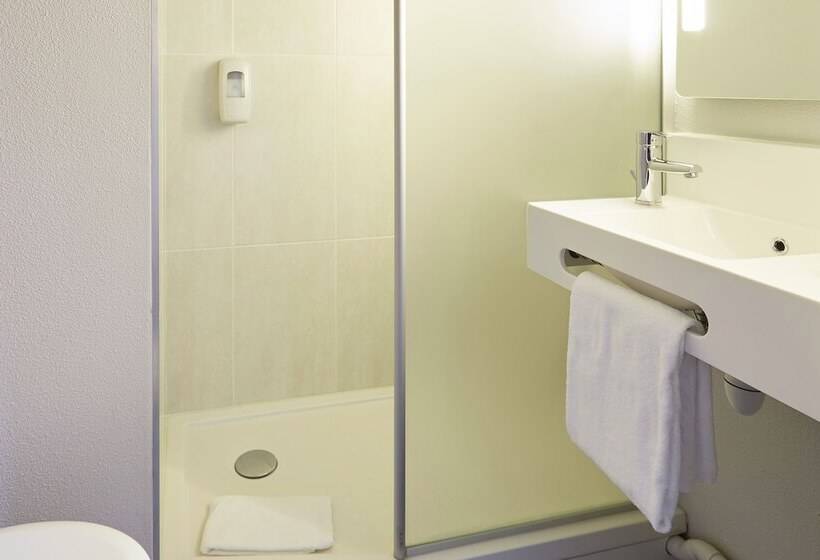 اتاق استاندارد سه نفره, B&b Hotel Lille Roubaix Campus Gare