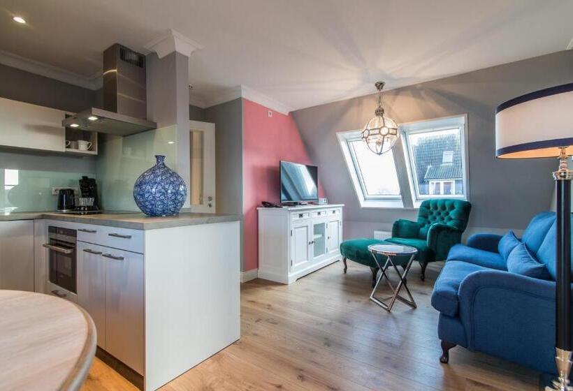 Quarto Estandar, Norderriff