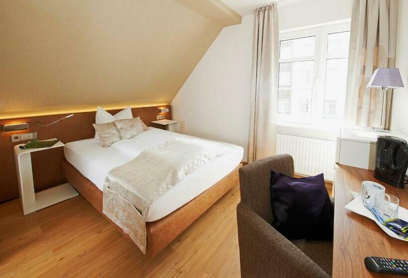 اتاق استاندارد یک نفره, Nordwind