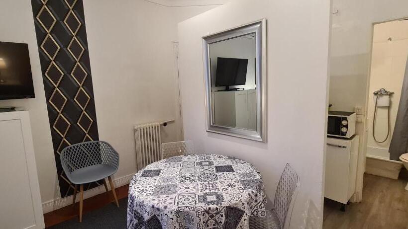 استودیوی سوپریور, Seayousoon Inn Cannes   Studios