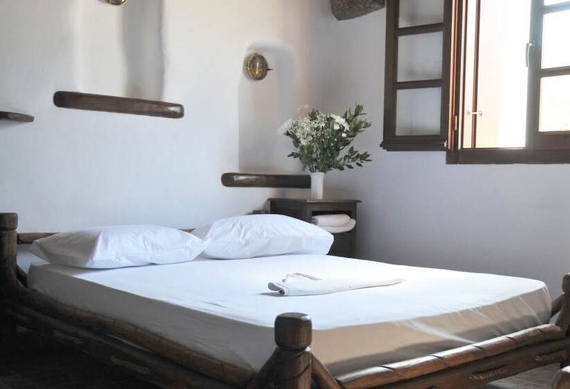 Standard Triple Room, Alexandros Mykonos