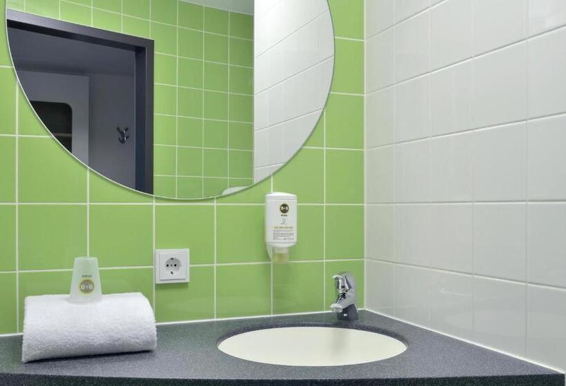 Номер Стандарт Трехместный, B&b Hotel Dortmund Messe