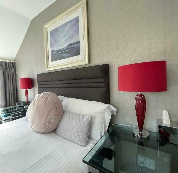 带大床的标准间, Gordons