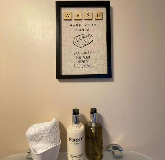 带大床的高级房间, Gordons