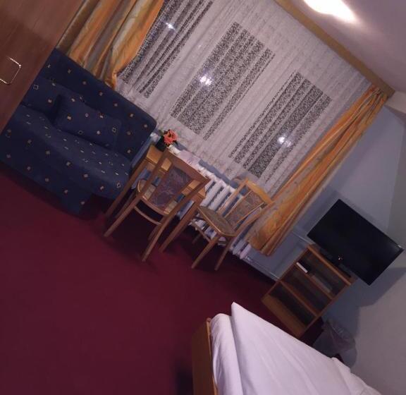Четырехместный Номер Классик, Landhotel Wettin