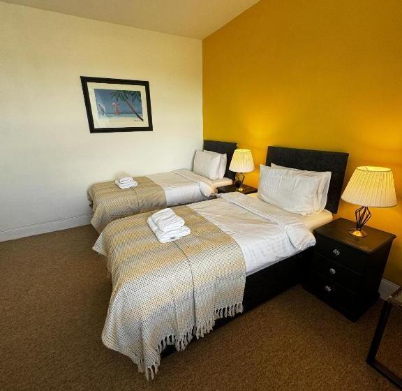 غرفة قياسية, Watermead House