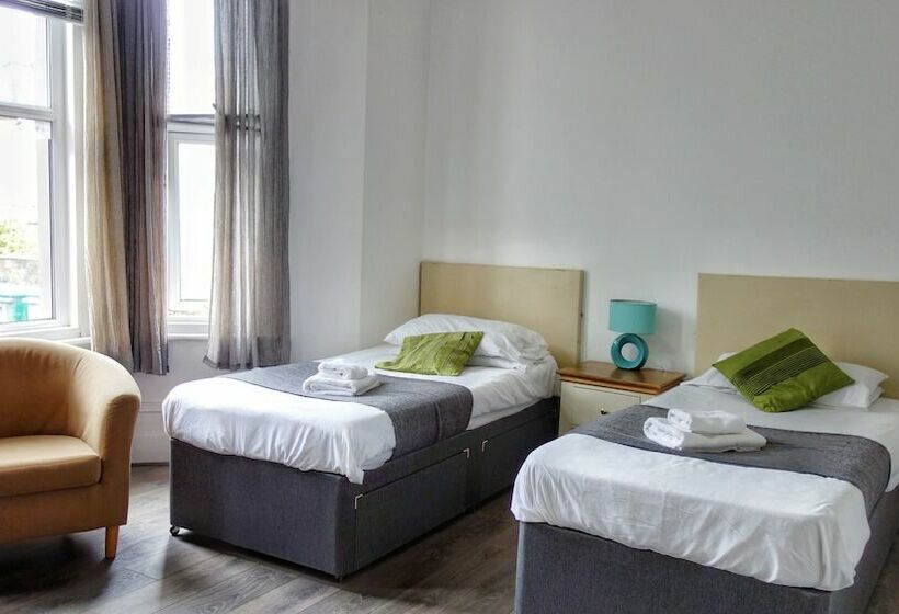 اتاق استاندارد, Kensington
