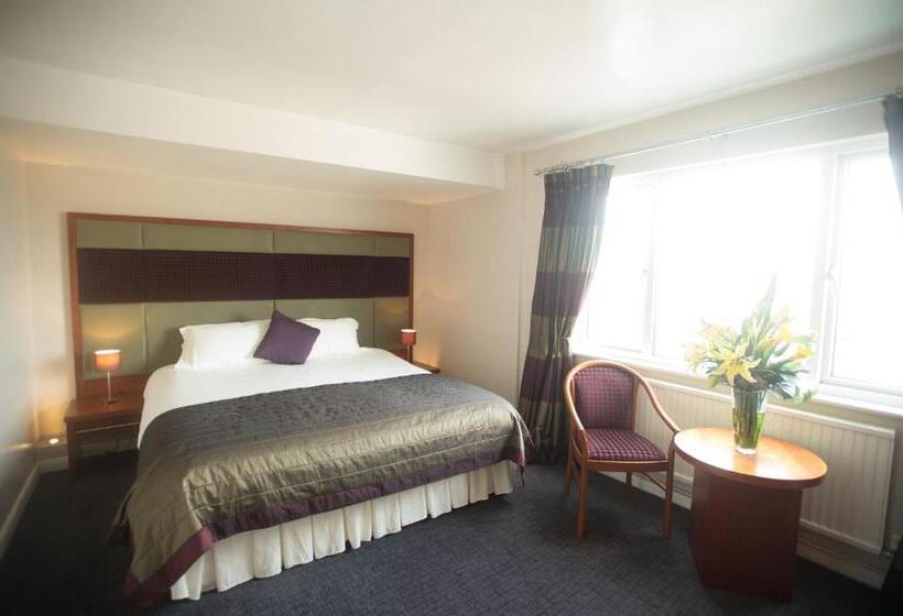 Номер Superior Вид на Реку, St George Hotel Rochester Chatham