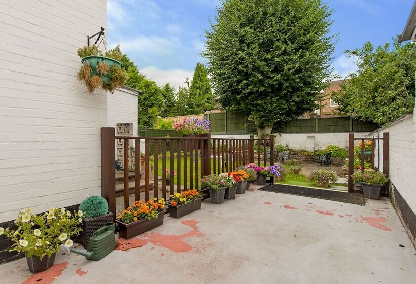 スタンダード４人部屋, The Cotswold