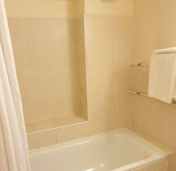 Номер Стандарт, St George Hotel Rochester Chatham
