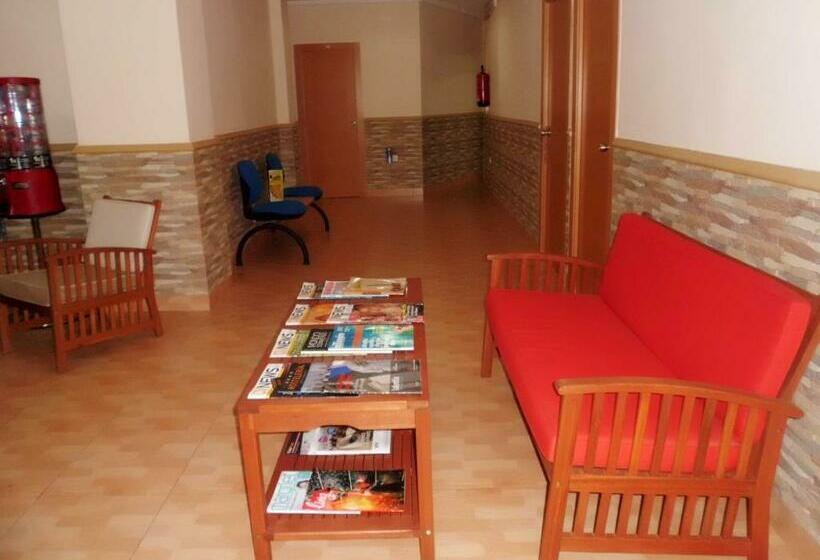 اتاق استاندارد یک نفره, Hostal Abastos