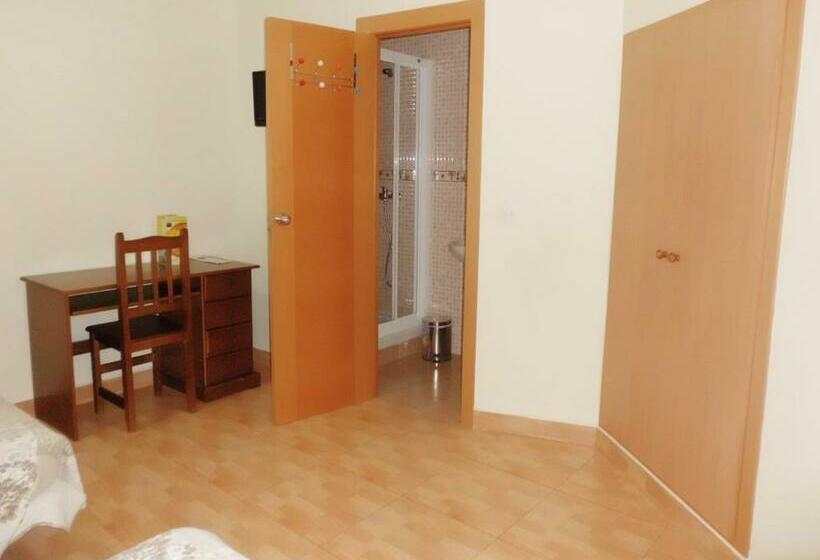 اتاق استاندارد, Hostal Abastos